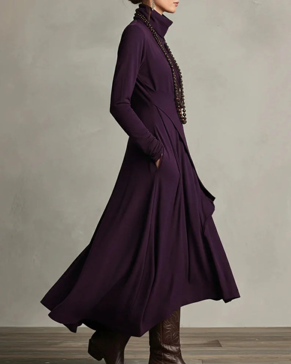 GIORGIA™ – VESTIDO MAXI PLISADO ASIMÉTRICO VIOLETA CON CUELLO ALTO