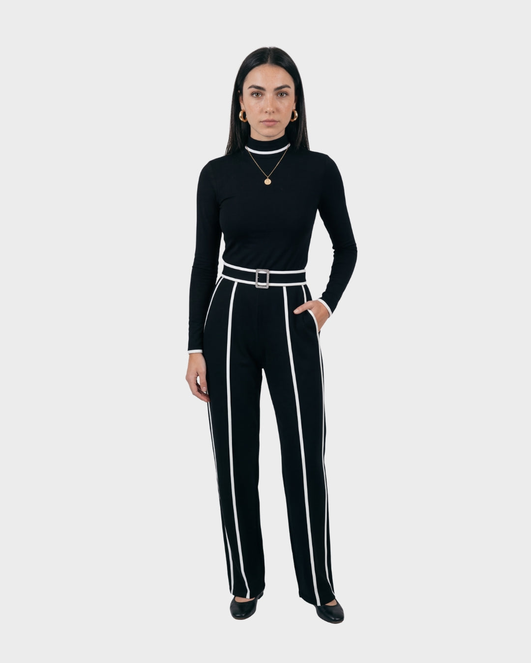 RENATA™ - CONJUNTO CUELLO ALTO Y PANTALÓN