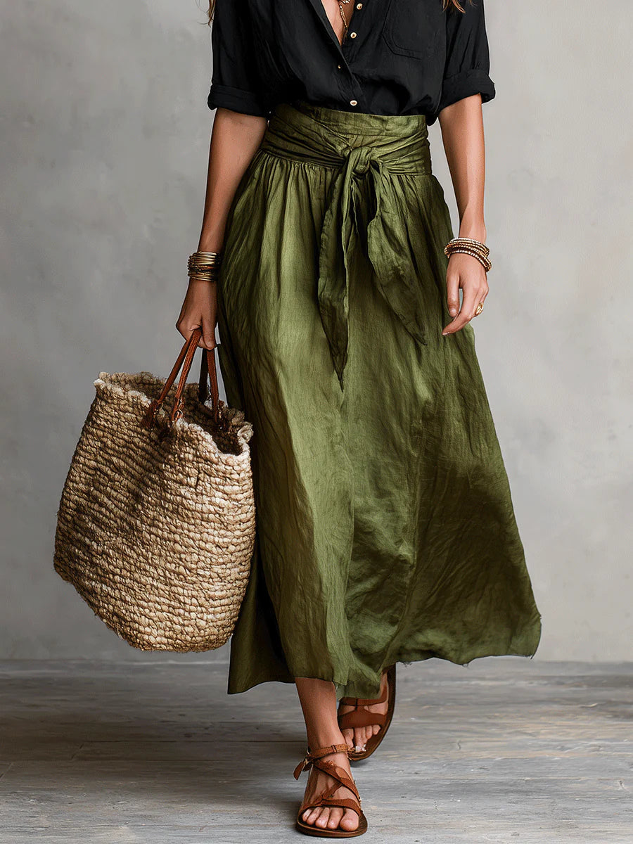 Vera™ | Conjunto de dos piezas: top negro y falda midi verde oliva